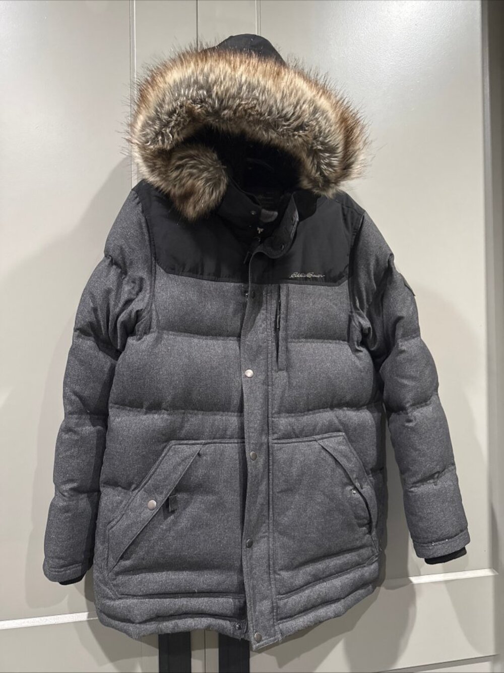 New Eddie Bauer Edmons Down Parka Jacket Men Size M Retail $260